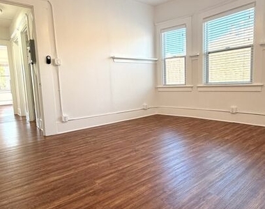 54 Rose Avenue - Photo Thumbnail 3