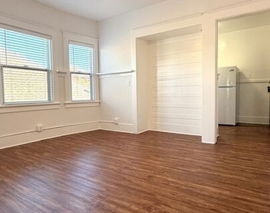 54 Rose Avenue - Photo Thumbnail 4