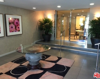 11730 W Sunset Boulevard - Photo Thumbnail 1