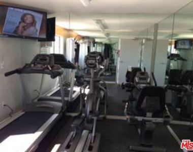 11730 W Sunset Boulevard - Photo Thumbnail 10