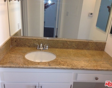 11730 W Sunset Boulevard - Photo Thumbnail 5