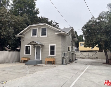 1705 1/2 S Burlington Avenue - Photo Thumbnail 1