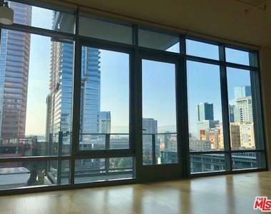 1100 S Hope Street - Photo Thumbnail 2