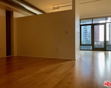 1100 S Hope Street - Photo Thumbnail 16