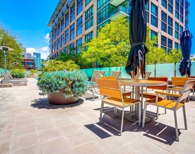 1100 S Hope Street - Photo Thumbnail 23