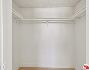 131 N Orlando Avenue - Photo Thumbnail 11
