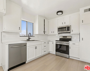 131 N Orlando Avenue - Photo Thumbnail 9