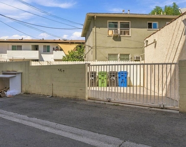 6018 Cadillac Avenue - Photo Thumbnail 10