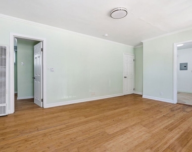 6018 Cadillac Avenue - Photo Thumbnail 6