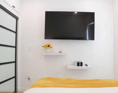 1520 S Burnside Avenue - Photo Thumbnail 28