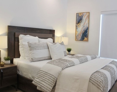 1520 S Burnside Avenue - Photo Thumbnail 34