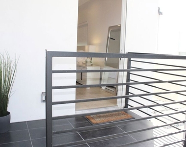 1520 S Burnside Avenue - Photo Thumbnail 20