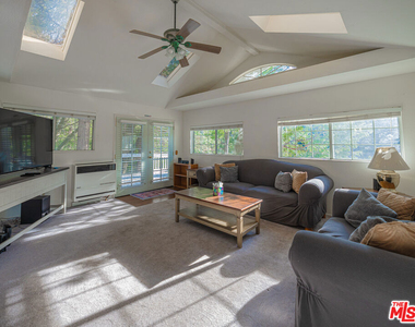 233 Corona Circle - Photo Thumbnail 20