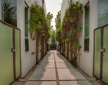 538 Broadway Street - Photo Thumbnail 33