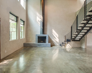 538 Broadway Street - Photo Thumbnail 7