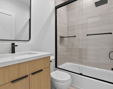 11302 Collins Street - Photo Thumbnail 22