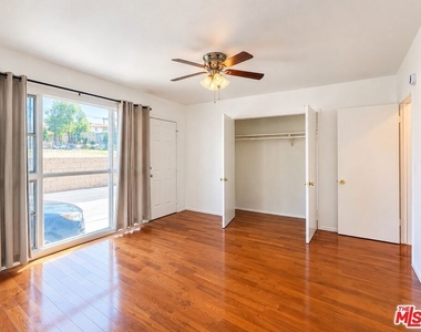 710 N Market Street - Photo Thumbnail 1