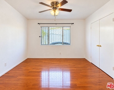 710 N Market Street - Photo Thumbnail 9