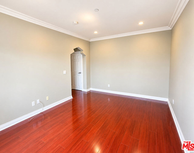 1236 N Flores Street - Photo Thumbnail 10