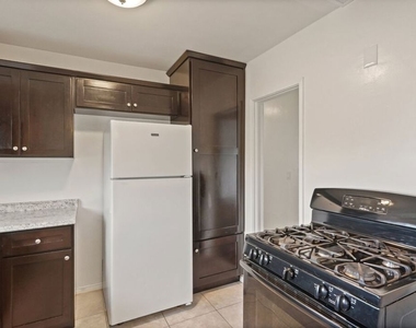 11810 Felton Avenue - Photo Thumbnail 11