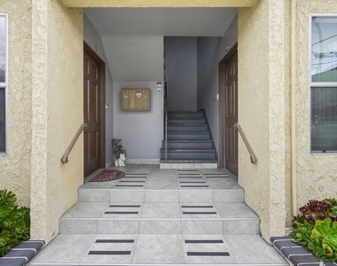11810 Felton Avenue - Photo Thumbnail 3