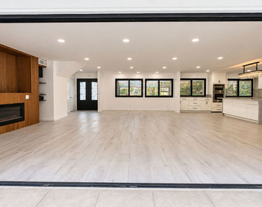 5308 Blanco Avenue - Photo Thumbnail 5