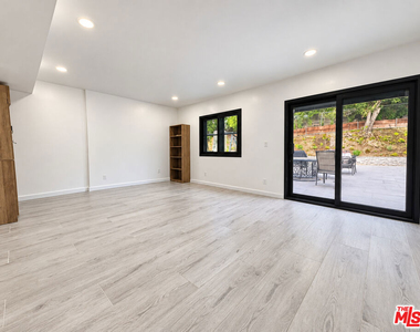 5308 Blanco Avenue - Photo Thumbnail 23