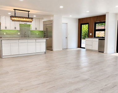 5308 Blanco Avenue - Photo Thumbnail 16