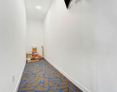 2614 Alsace Avenue - Photo Thumbnail 7