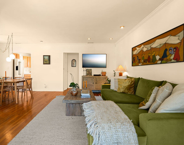 6112 W 77th Street - Photo Thumbnail 1