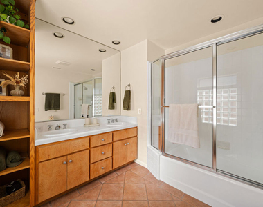 6112 W 77th Street - Photo Thumbnail 19
