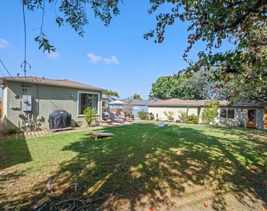 6112 W 77th Street - Photo Thumbnail 41