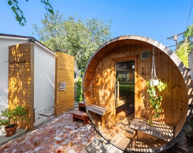6112 W 77th Street - Photo Thumbnail 40