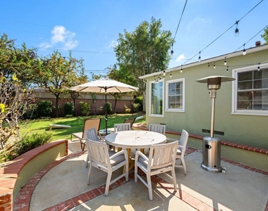 6112 W 77th Street - Photo Thumbnail 10