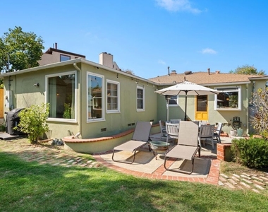 6112 W 77th Street - Photo Thumbnail 6