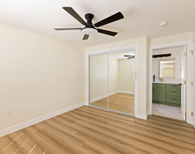 342 1/2 S. Avenue 56 - Photo Thumbnail 20