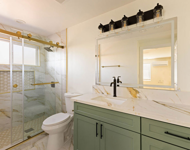 342 1/2 S. Avenue 56 - Photo Thumbnail 21
