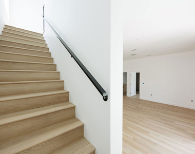 11225 Tiara Street - Photo Thumbnail 21