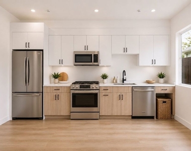 11223 Tiara Street - Photo Thumbnail 4