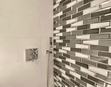 999 Doheny Drive - Photo Thumbnail 8