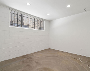 1828 Barry Avenue - Photo Thumbnail 31