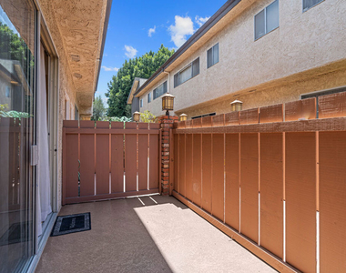 1828 Barry Avenue - Photo Thumbnail 34