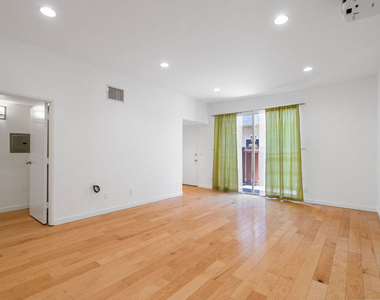 1828 Barry Avenue - Photo Thumbnail 7