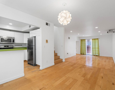 1828 Barry Avenue - Photo Thumbnail 13