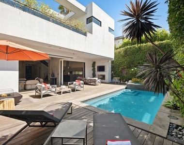6252 Drexel Avenue - Photo Thumbnail 33