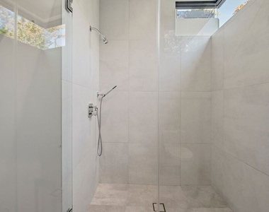 6252 Drexel Avenue - Photo Thumbnail 14