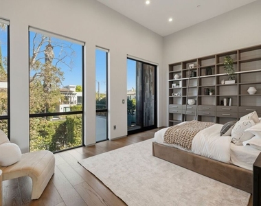 6252 Drexel Avenue - Photo Thumbnail 24