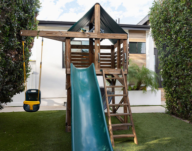 12713 Tiara Street - Photo Thumbnail 63
