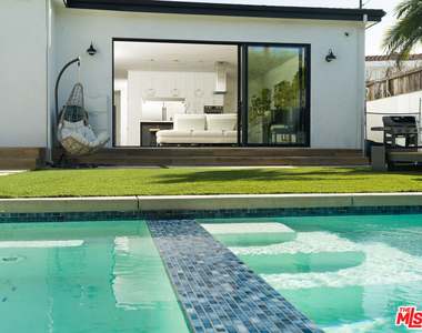 12713 Tiara Street - Photo Thumbnail 26