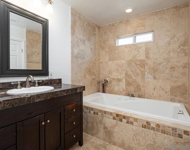 1821 Brookline - Photo Thumbnail 14